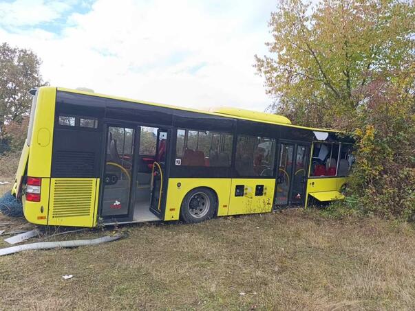 Šta je uzrok izlijetanja autobusa u Husinu? Čeka se izvještaj