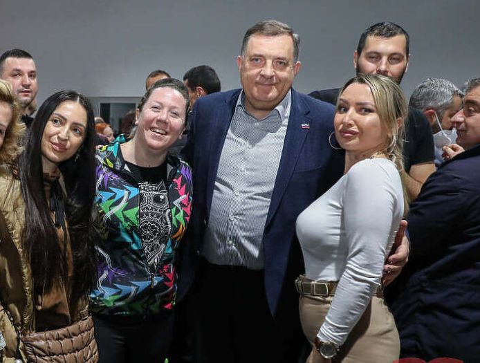 Potres u banjalučkom SNSD-u: Otpušteno 15 uposlenika