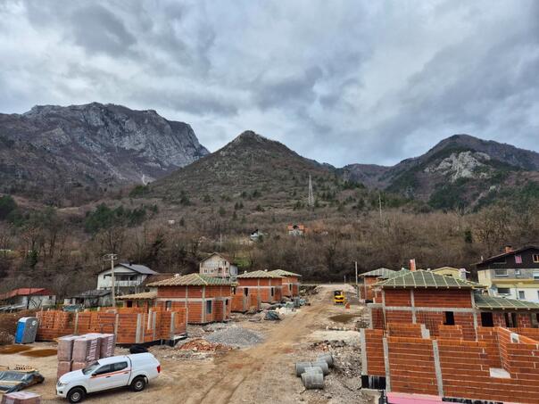 Stambeni objekti za 20 porodica u Donjoj Jablanici uskoro pri kraju