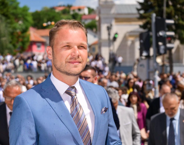 Vlada RS zadužuje za 11 miliona KM svaki dan, čak i nedjeljom