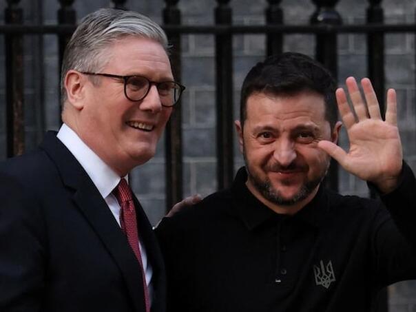 Starmer, Macron i Merz dočekali Zelenskog u Londonu