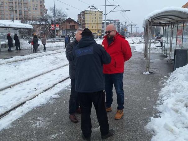 Šteta: Tramvaji voze bez zastoja, ekipe su radile dok su neki snimali videa