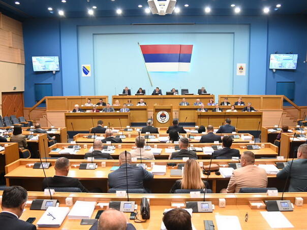 Stevandić prekinuo sjednicu, žestoke kritike Vukanovića