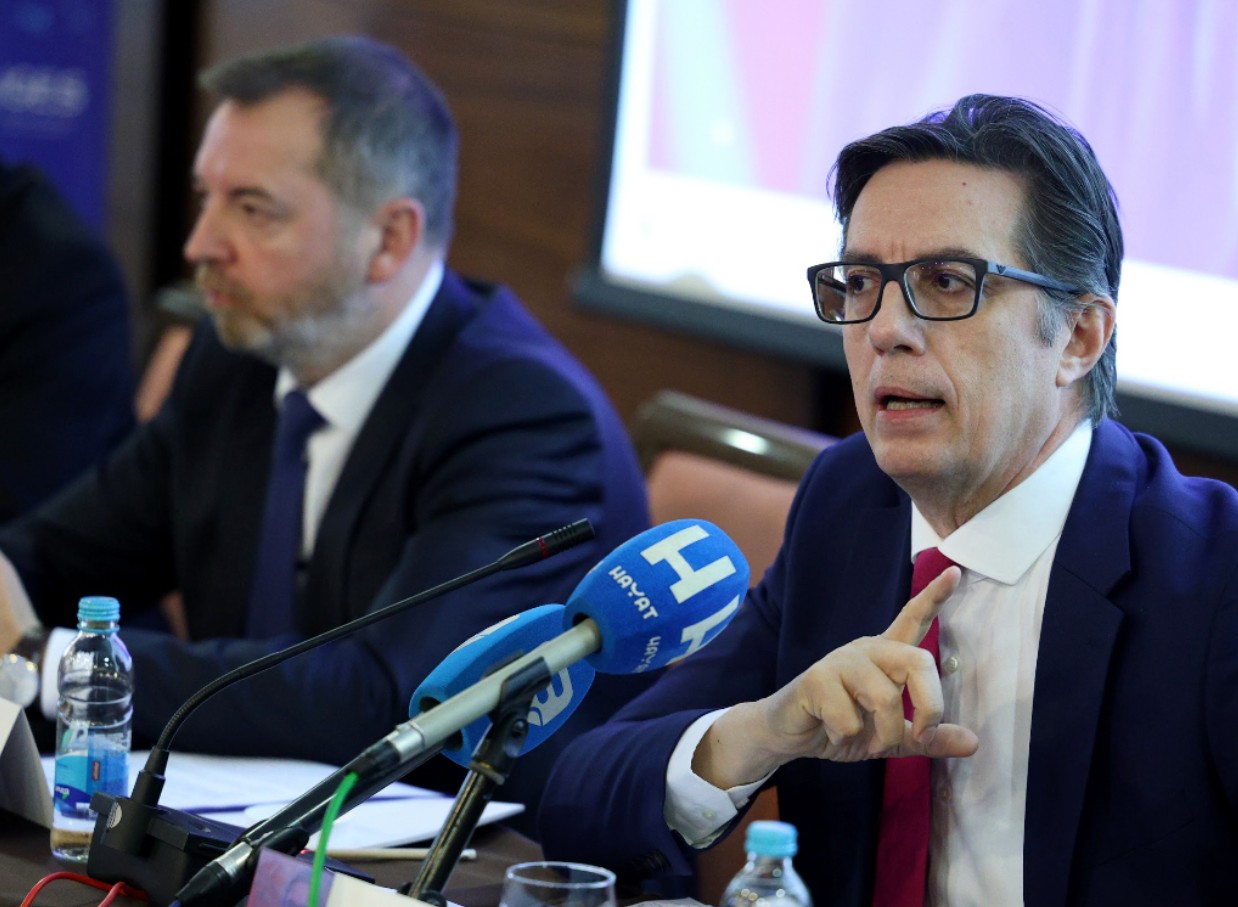 Pendarovski: Region se može jedino kretati u pravcu NATO-a i EU 