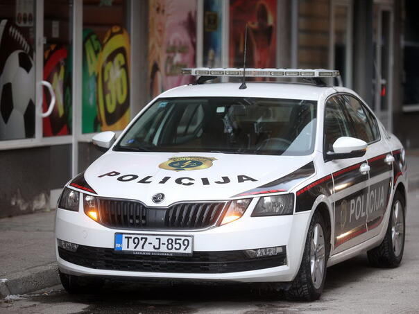 Strava u Vitezu: Partnericu izbo nožem, napadač uhapšen