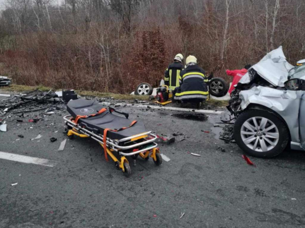 Stravična nesreća na M17: Poginula jedna osoba