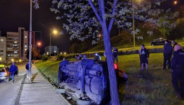 Stravična saobraćajna nesreća u Tuzli: Poginula jedna osoba