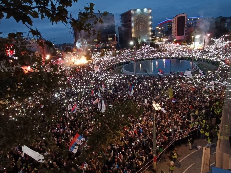 Studenti održali ogroman zavšni skup: "Srbija ili mafija"