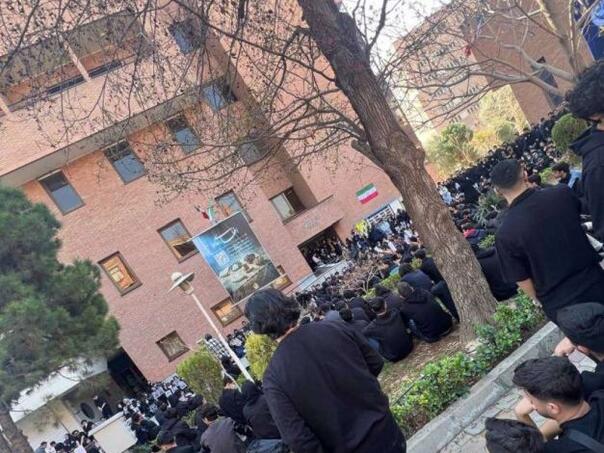 Studenti u Iranu napravili prve proteste nakon januarskih demonstracija