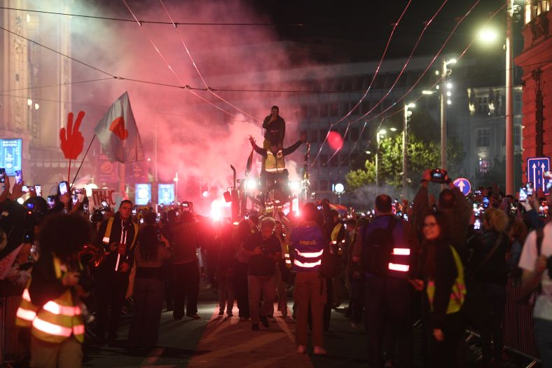 Hiljade studenata stiglo u Beograd na završni skup pred izbore