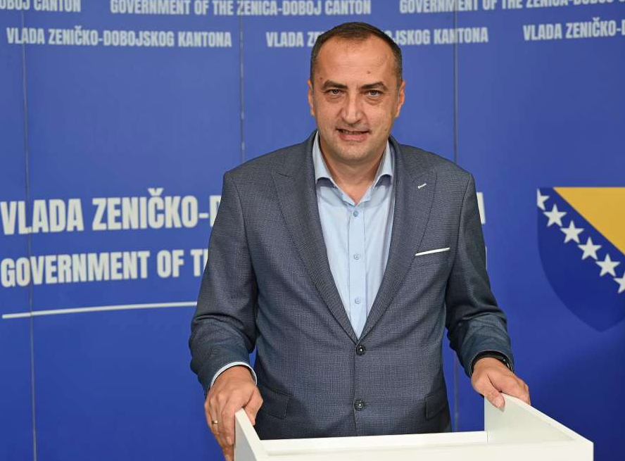 Stvaraju se preduslovi za prelazak na e-Upravu i poslovanje e-Uprave u ZDK