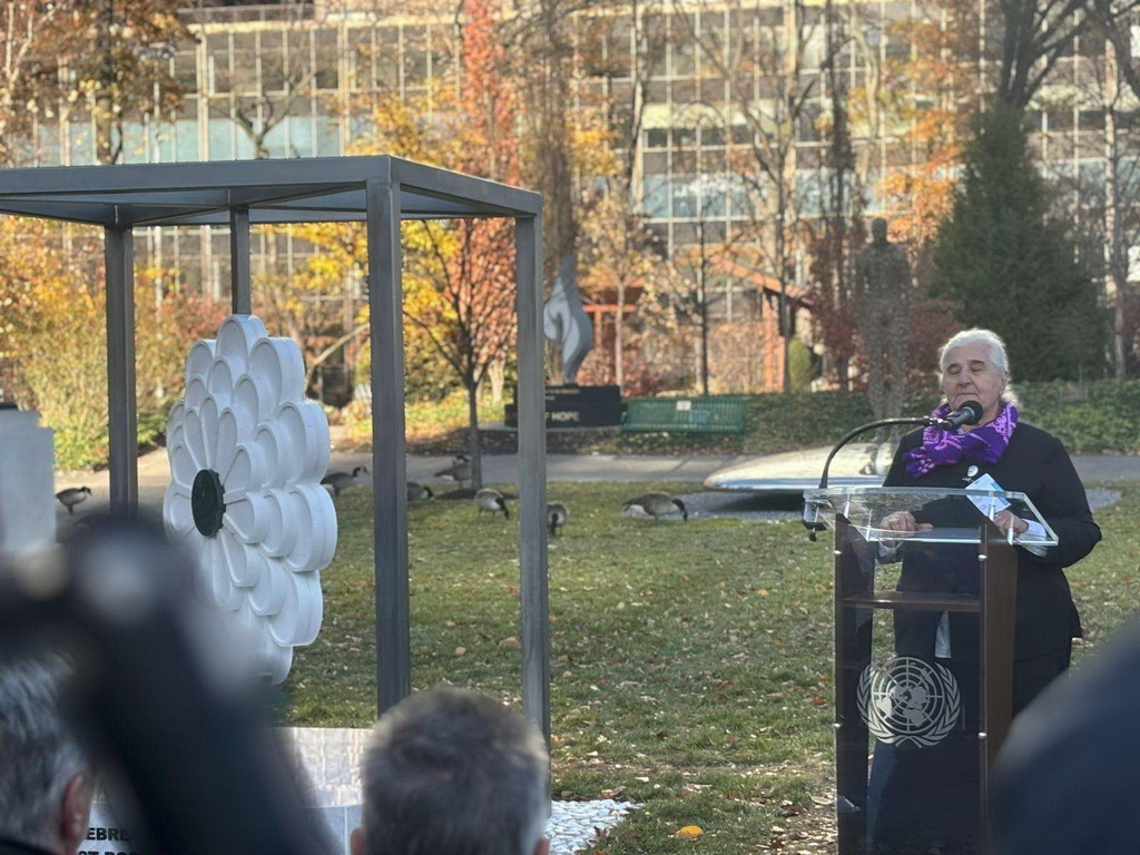 Subašić: "Cvijet Srebrenice" u New Yorku ostavljam u amanet svima, jer ovaj cvijet su naša djeca
