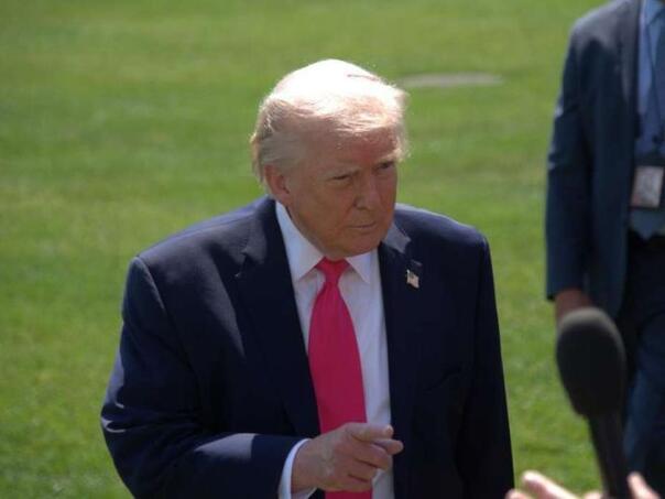 Odbačena Trumpova uredba o ograničavanju sticanja državljanstva po rođenju