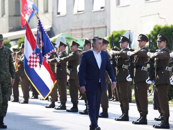 Sukob Milanovića i Plenkovića: Slati hrvatske vojnike u Pariz ili ne?
