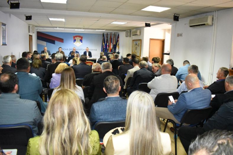 Sukobi oko kandidature za predsjednika RS: SDS pred pucanjem?
