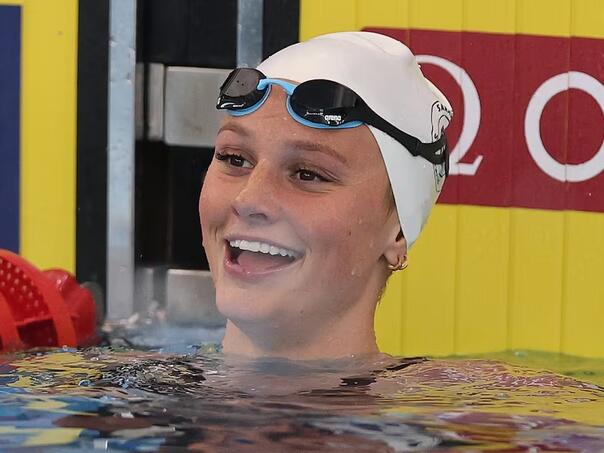 Summer McIntosh oborila najstariji svjetski rekord u plivanju