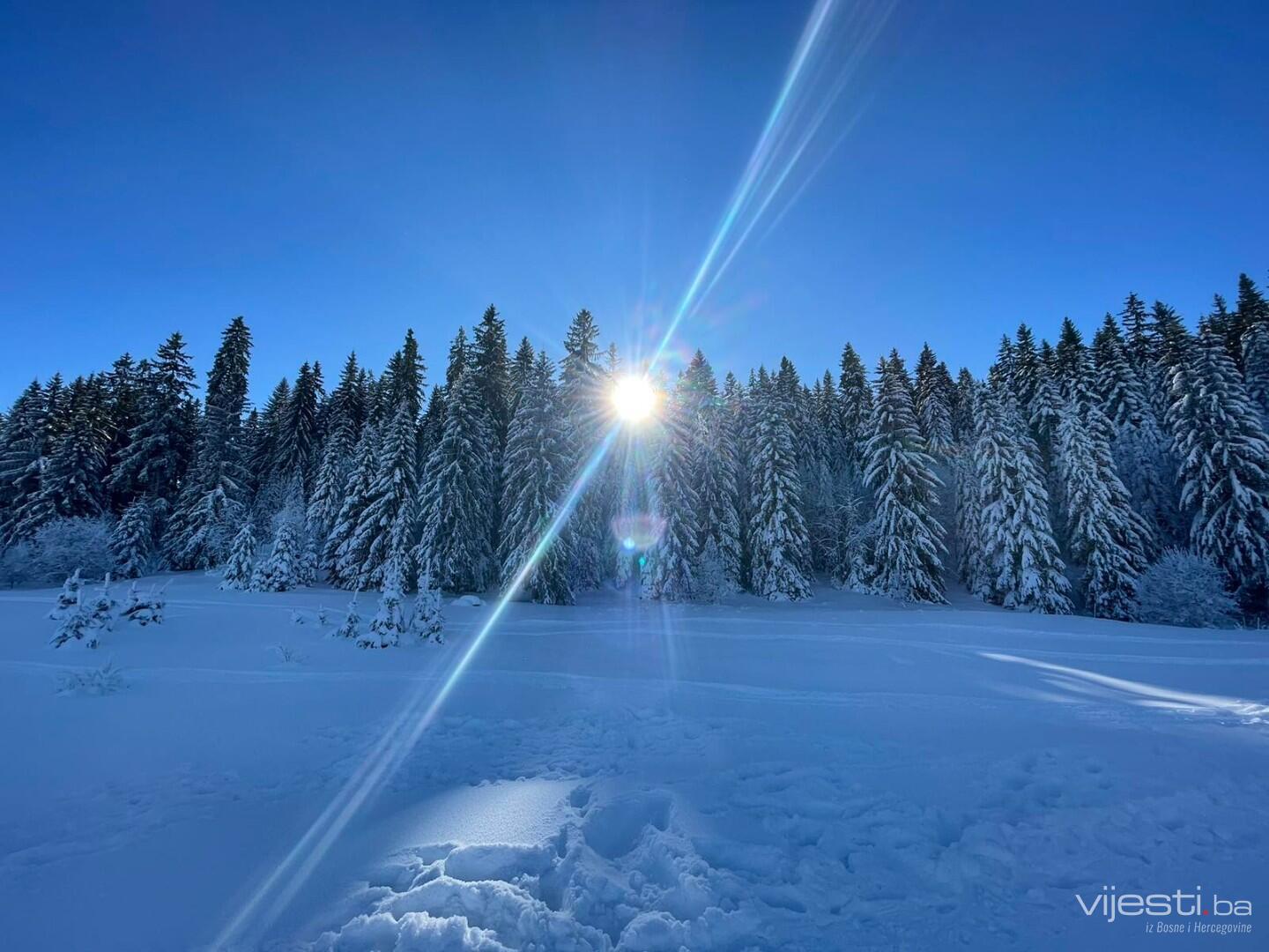 Sunčano, ali ledeno jutro u BiH, na Sokocu -11