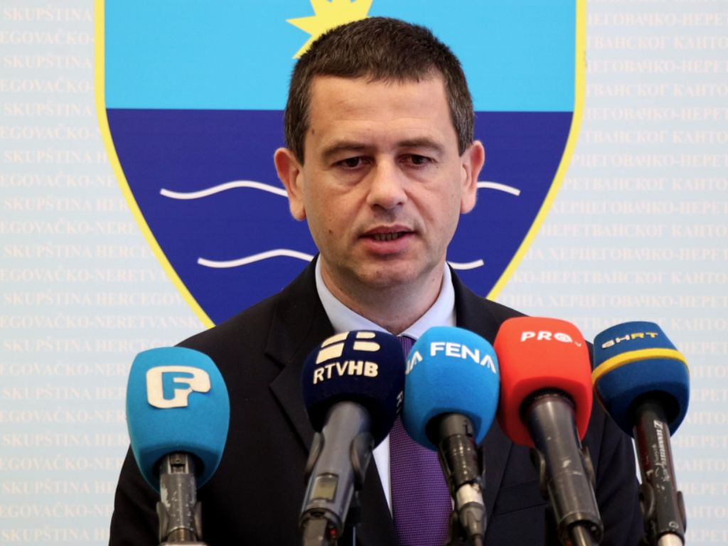Šuta: HNK dobija novi zakon o porezu na promet nekretnina