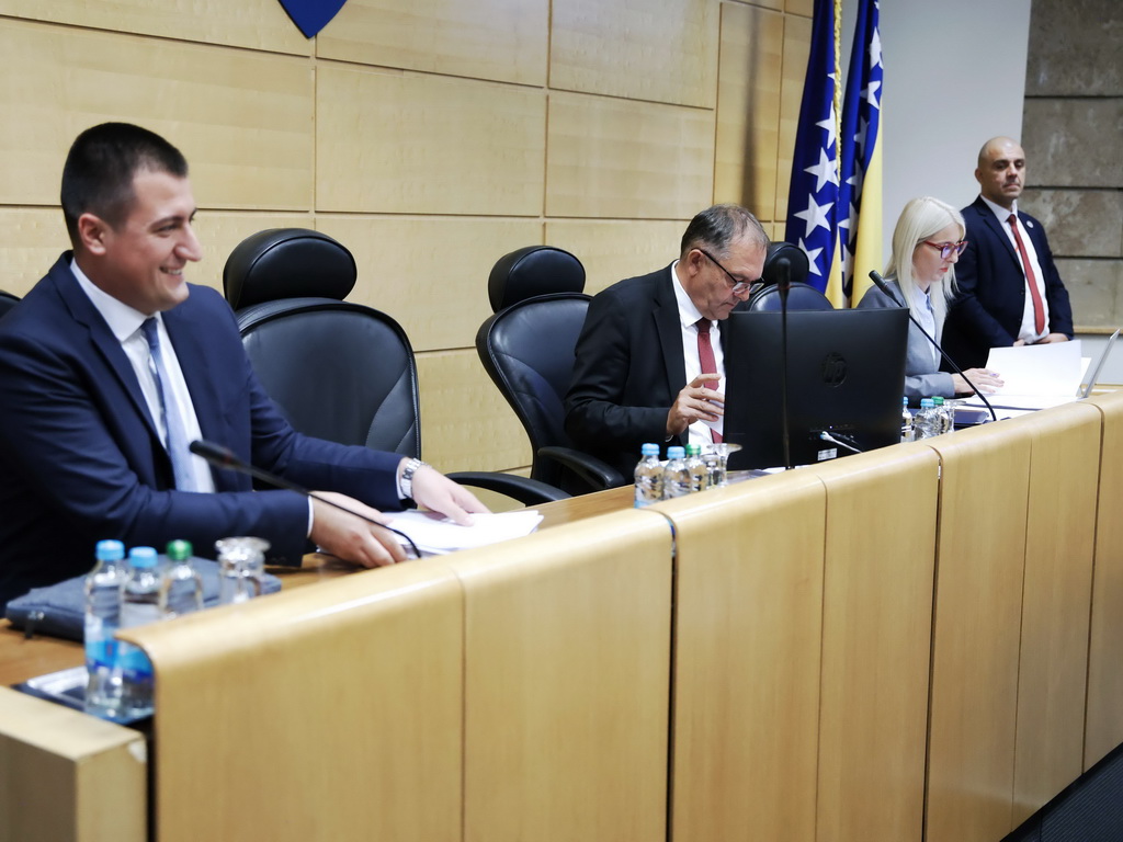Sutra nastavak sjednice Doma naroda Parlamenta FBiH