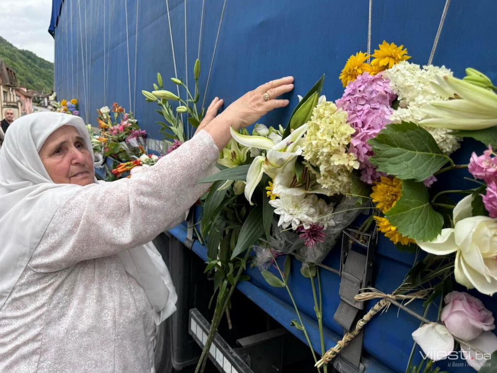 Sutra privremena obustava saobraćaja zbog vozila sa tijelima žrtava genocida u Srebrenici