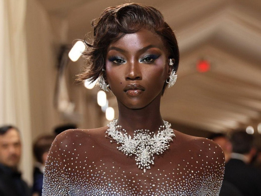 Svemir me usporio i probudio: Životna drama slavne manekenke Anok Yai