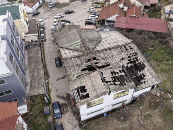 Svi optuženi za smrtonosni požar u Kočanima izjasnili se da nisu krivi