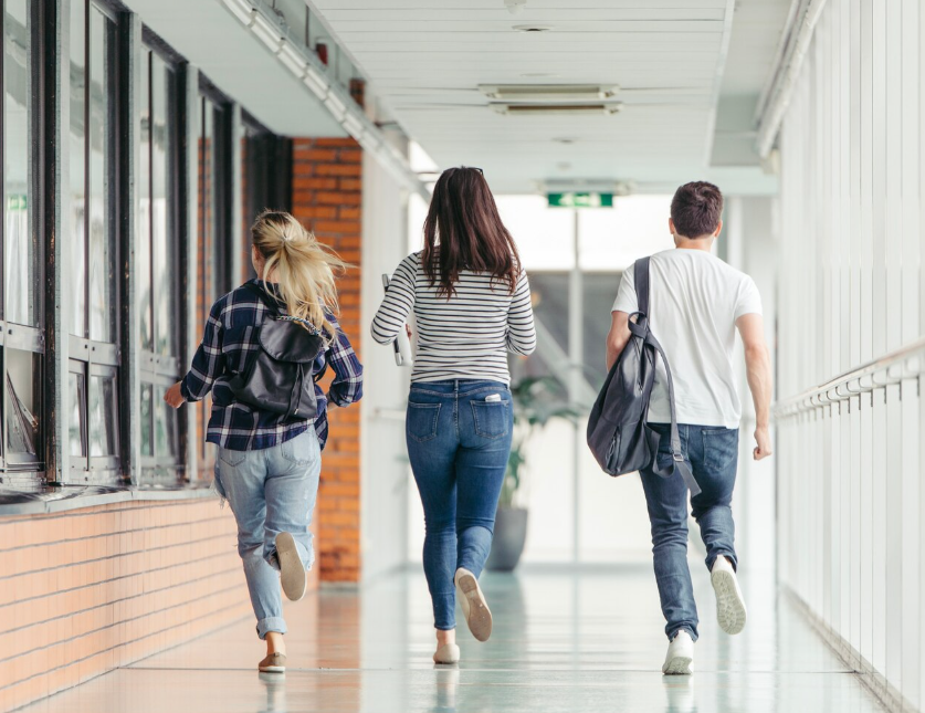 Svi učenici prvih razreda srednjih škola u bh. gradu dobit će po 300 maraka
