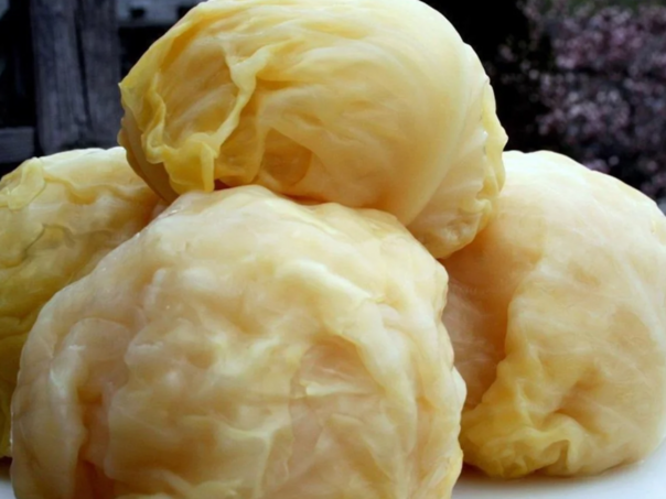 Svi znaju da je kiseli kupus zdrav, ali šta on zapravo radi organizmu?