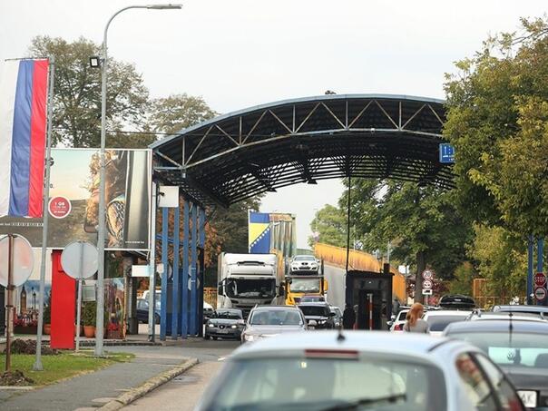 Svjedočenja o šemi prevara: Šverc, mito i tekstil na kilogram