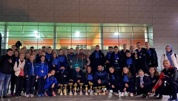 Taekwondoisti Novog Grada najbolji na državnom prvenstvu u Zenici