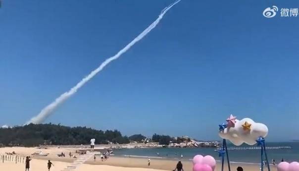 Tajvan: Palo 11 raketa, spremamo se za rat