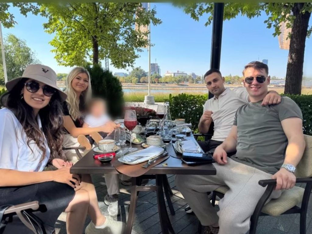 Tanja Savić uživala s Muhamedom i porodicom: Pokazala atmosferu iz Beograda