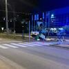 Taxi završio na krovu kod stadiona Grbavica