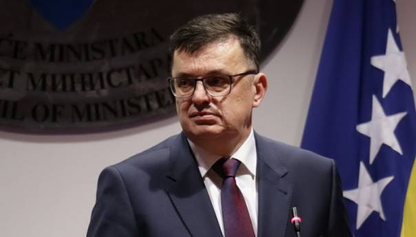 Tegeltija: Šarović isfrustriran problemima u SDS
