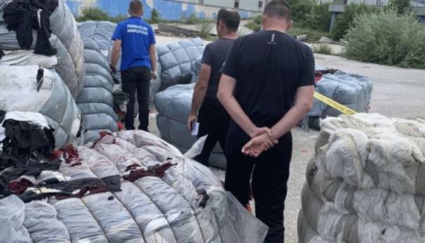 Tekstilni otpad će biti vraćen u Italiju, čeka se dozvola