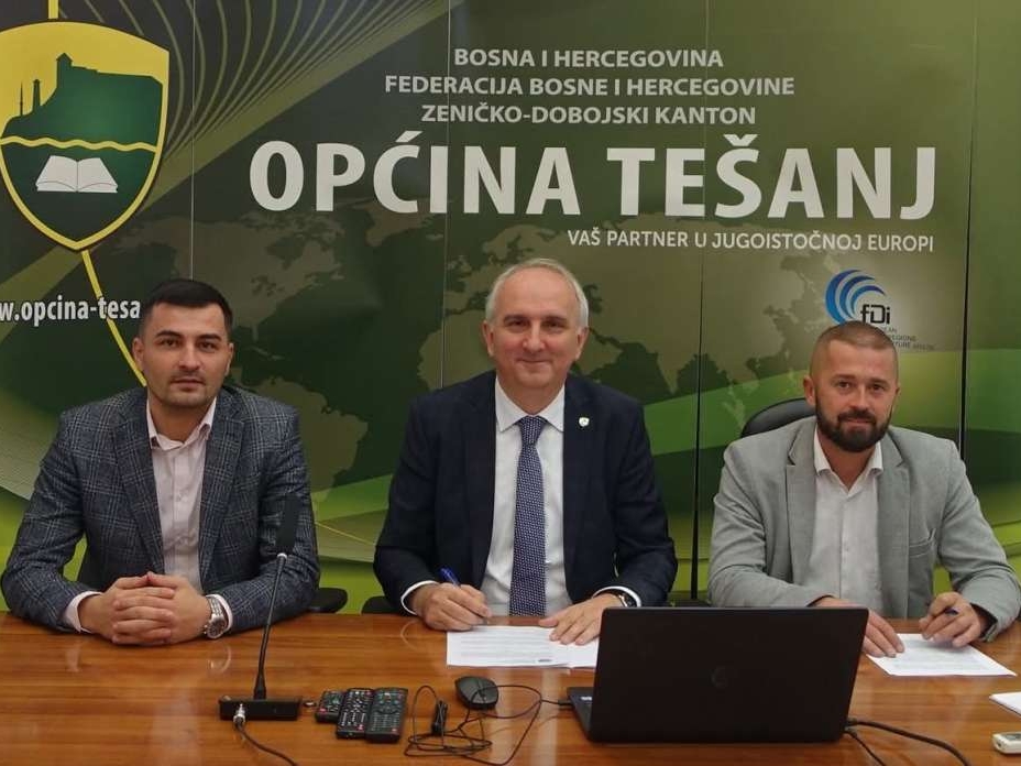 Tešanj osigurao 1,6 miliona KM za gradnju pomoćnih nogometnih terena za TOŠK i Borac iz Jelaha