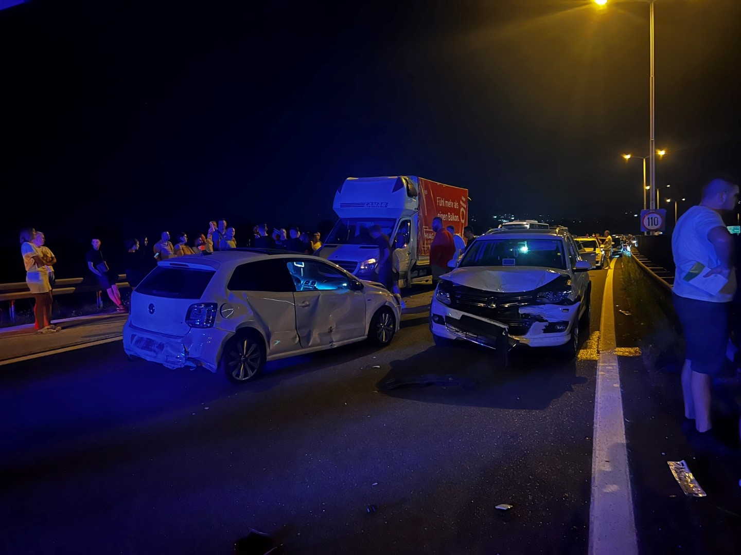 Teška nesreća na A1 kod Sarajeva: Sudar pet vozila, autoput potpuno blokiran