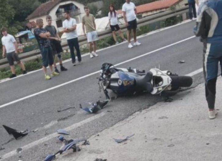 Teška nesreća na Bradini, saobraćaj potpuno zaustavljen
