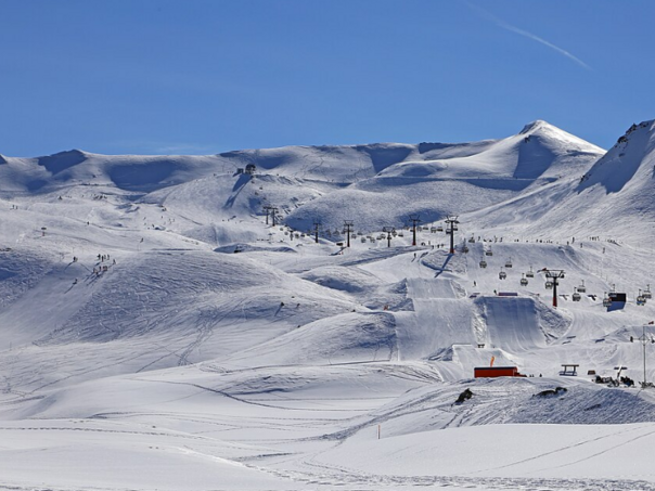 Teška nesreća na skijalištu: 41-godišnjak stradao pred očima djeteta