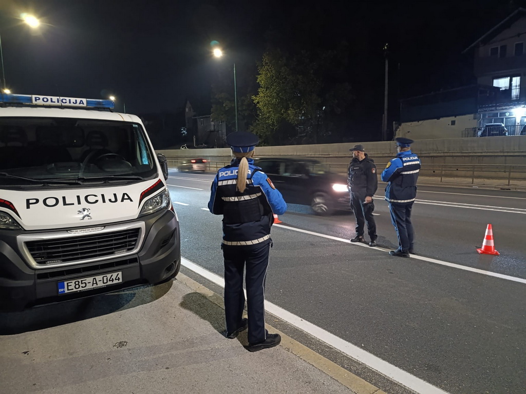 Teška nesreća u Sarajevu: Audijem udario 79-godišnjakinju