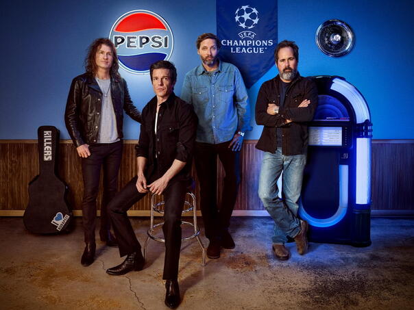 The Killers sviraju na finalnoj utakmici Lige prvaka