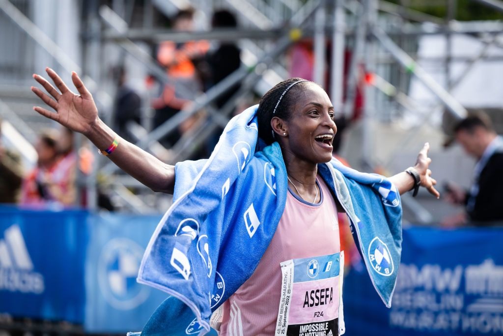 Tigst Asefa oborila svjetski rekord na maratonu u Londonu