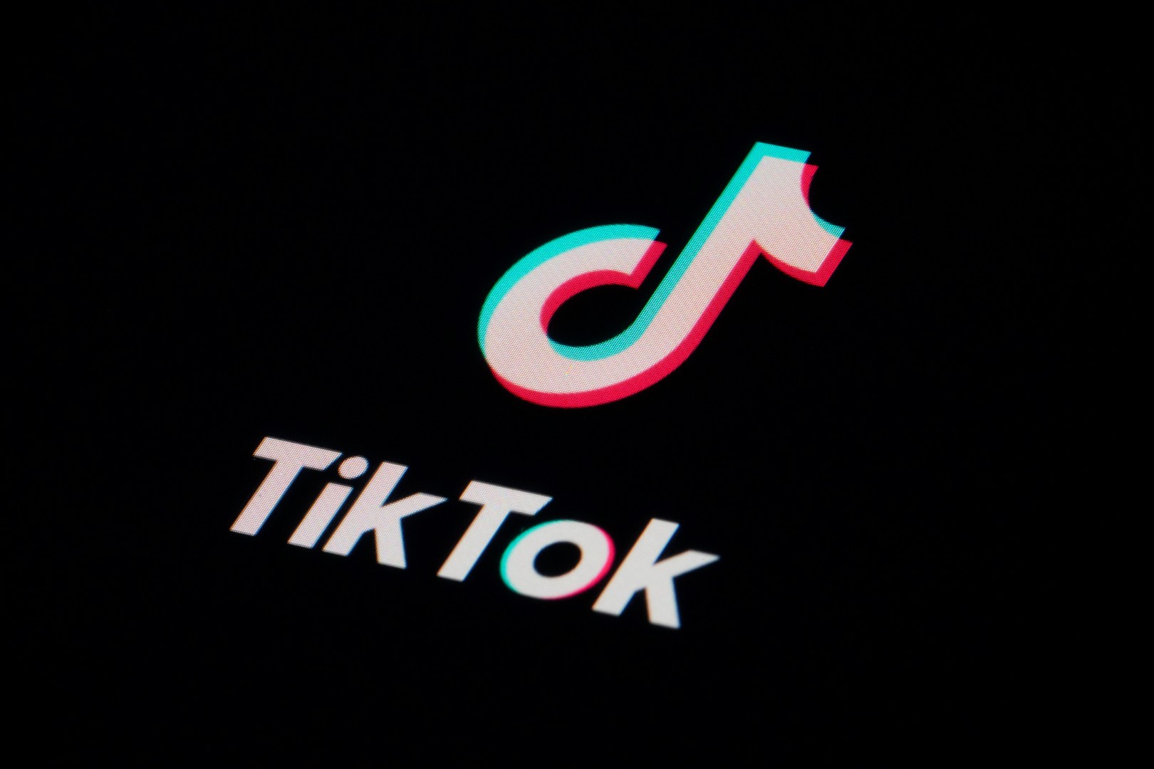 TikTok na meti brojnih investitora, uključujući Muska i MrBeasta