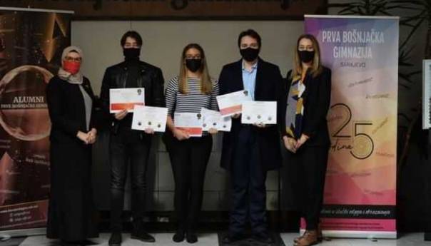 Tim Prve bošnjačke gimnazije osvojio prvo mjesto na Olimpijadi znanja
