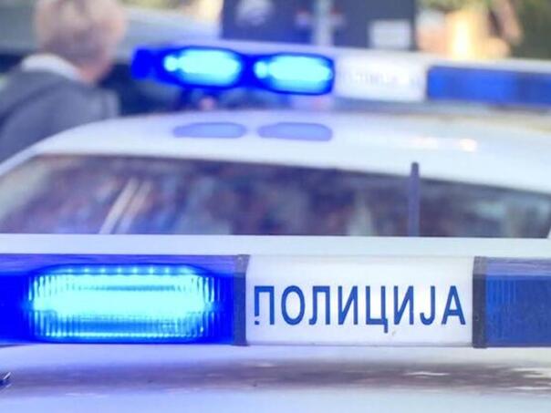 Tinejdžeri namamili pedofila (56) da se nađe sa maloljetnicom, pa ga pretukli