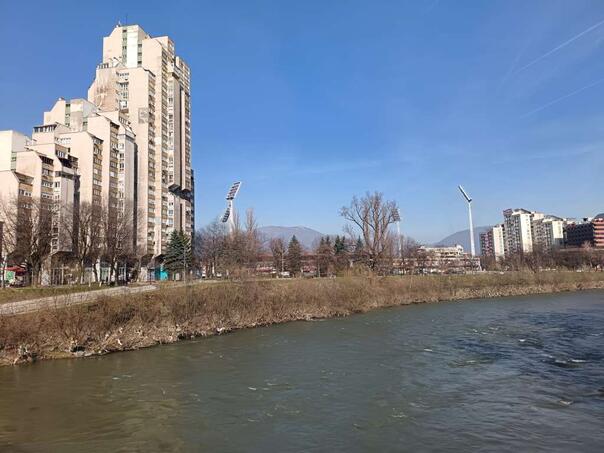 Zrak zagađen i danas u Visokom, Kakanju, Zenici, Tuzli...