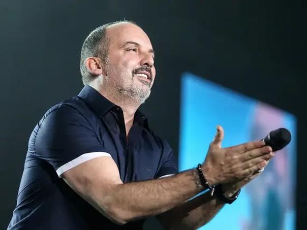 Tony Cetinski otkazuje koncert u Srbiji? Objavom zbunio publiku