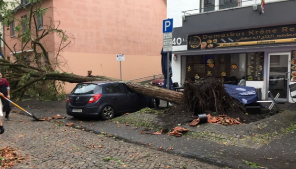 Tornado u Njemačkoj odnio prve žrtve
