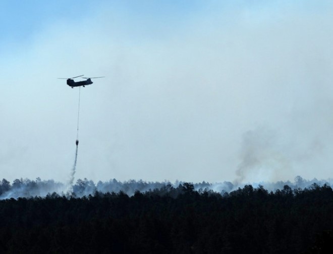 Tragedija iznad Colorada: Srušio se helikopter za gašenje požara, poginuo pilot