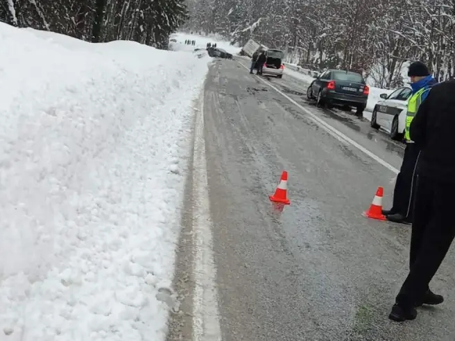 Tragedija kod Ključa: Poginuo policajac, drugi teško povrijeđen